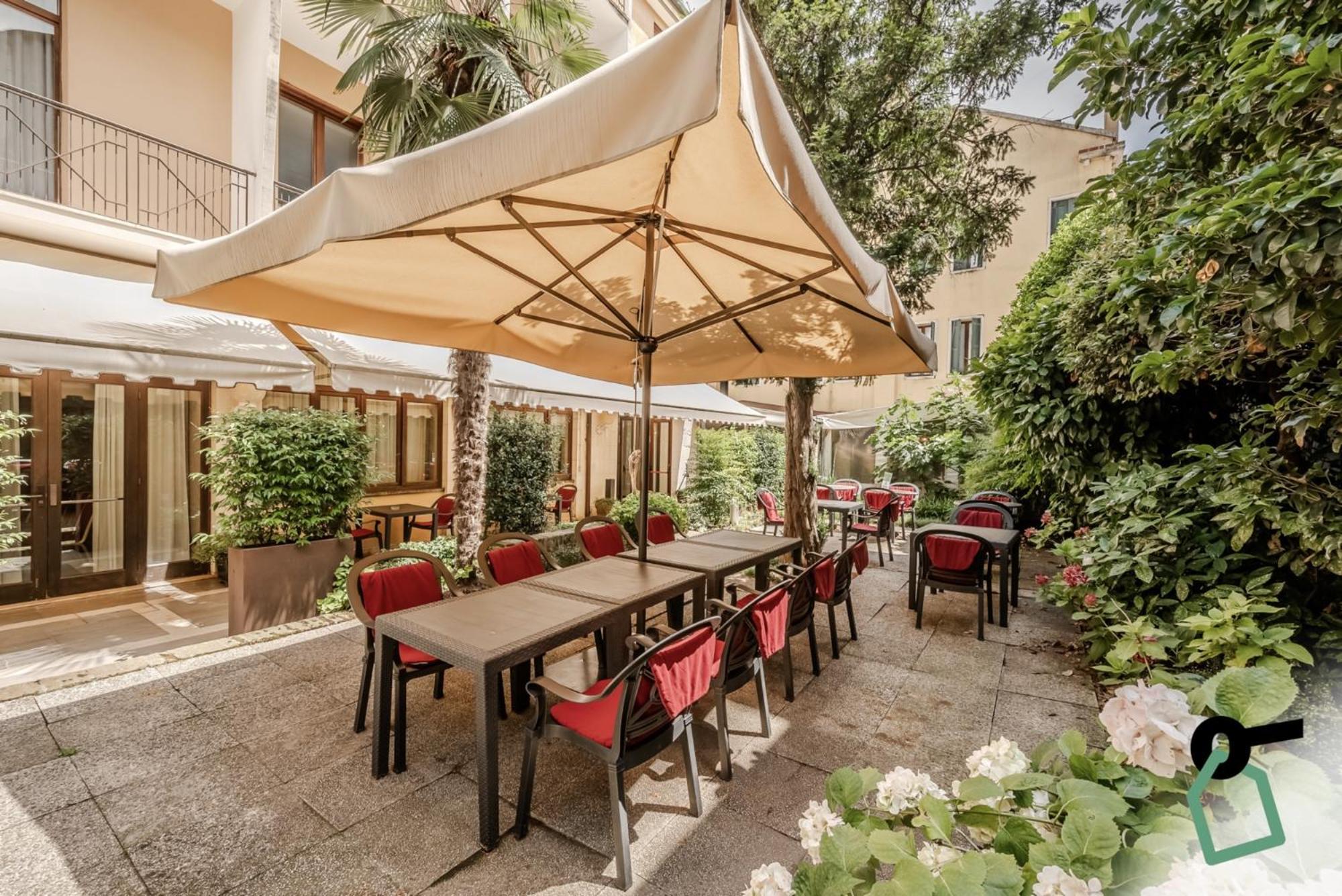 Hotiday Room Collection - Venezia Santa Lucia Exterior foto